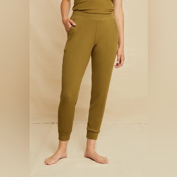 Amour Vert Skylar Paris Rib Jogger Matcha XXS - Picture 2 of 8